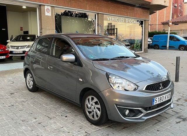 
								Mitsubishi Space Star 2019 lleno									
