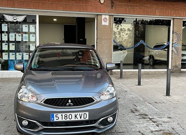
								Mitsubishi Space Star 2019 lleno									