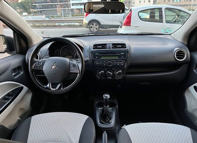 
								Mitsubishi Space Star 2019 lleno									