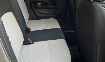 
									Mitsubishi Space Star 2019 lleno								