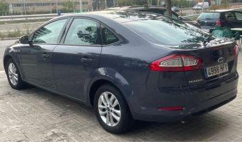 
									Ford Mondeo 2012 lleno								