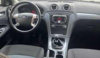 
									Ford Mondeo 2012 lleno								