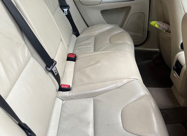 
								Volvo XC60 2009 lleno									