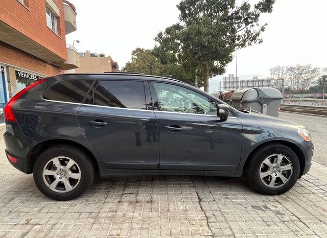 
								Volvo XC60 2009 lleno									