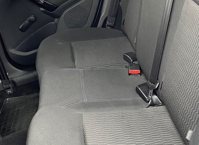 
								Peugeot 208 2017 lleno									