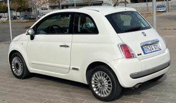 
									Fiat 500 2010 lleno								