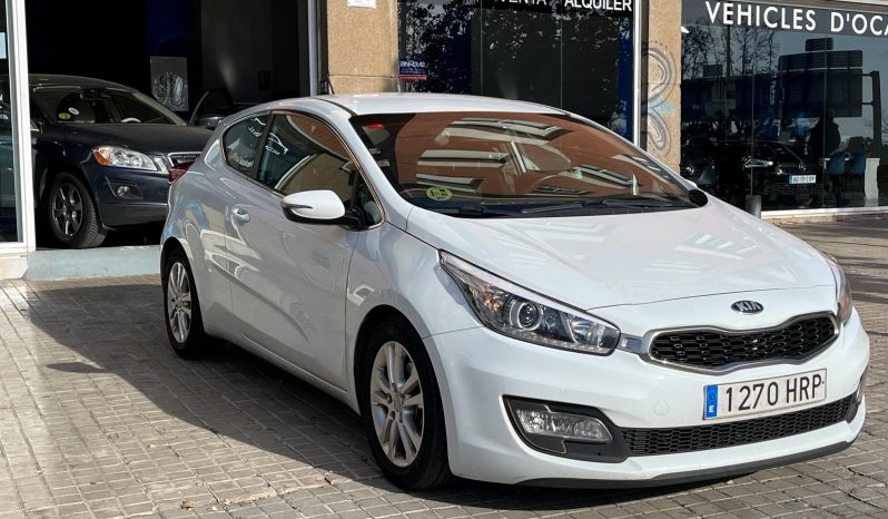 
								KIA Ceed 2014 lleno									