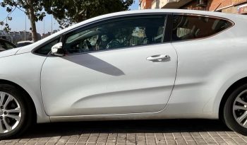 
									KIA Ceed 2014 lleno								