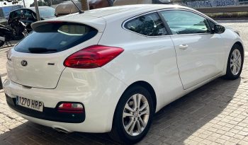 
									KIA Ceed 2014 lleno								