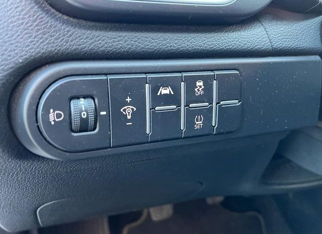 
								KIA Ceed 2022 lleno									