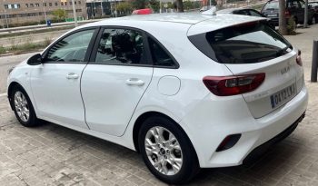 
									KIA Ceed 2022 lleno								