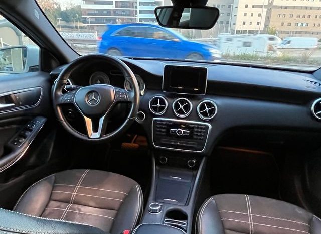 
								Mercedes-Benz Clase A 2013 lleno									