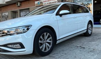 
									Volkswagen Passat 2021 lleno								