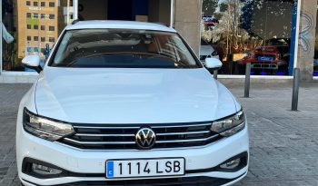
									Volkswagen Passat 2021 lleno								