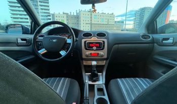 
									Ford Focus 2011 lleno								