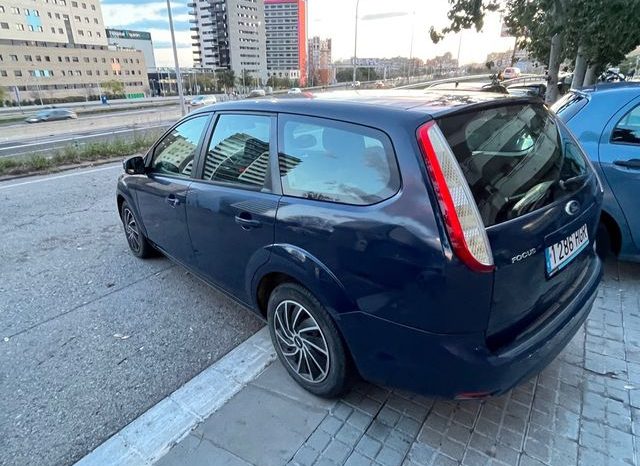 
								Ford Focus 2011 lleno									