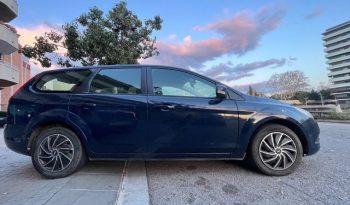 
									Ford Focus 2011 lleno								