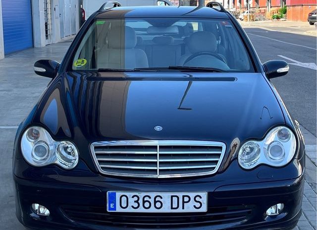 
								Mercedes Benz Clase C 280 2006 lleno									