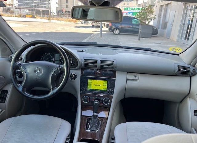 
								Mercedes Benz Clase C 280 2006 lleno									