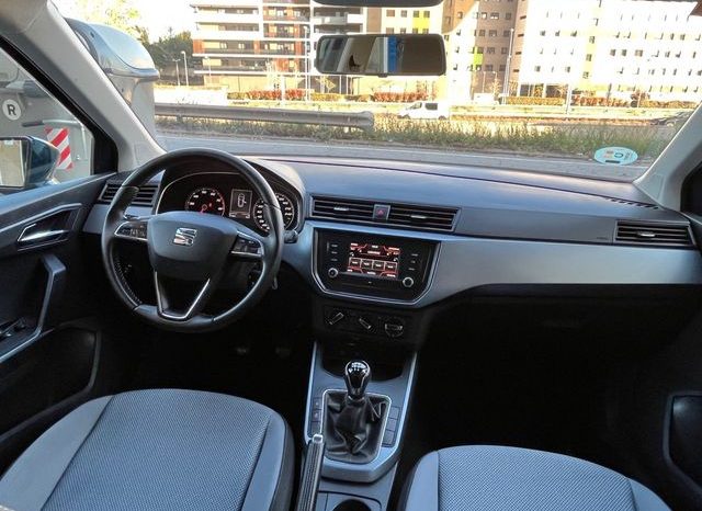 
								SEAT Arona 2017 lleno									