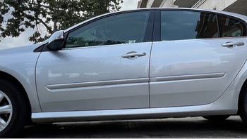 
									RENAULT LAGUNA 2010 lleno								