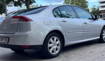 
									RENAULT LAGUNA 2010 lleno								
