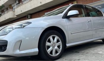 
									RENAULT LAGUNA 2010 lleno								