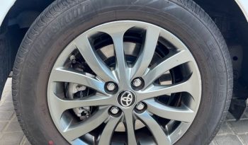 
									TOYOTA YARIS 2017 lleno								
