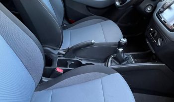 
									HYUNDAI I20 2018 lleno								