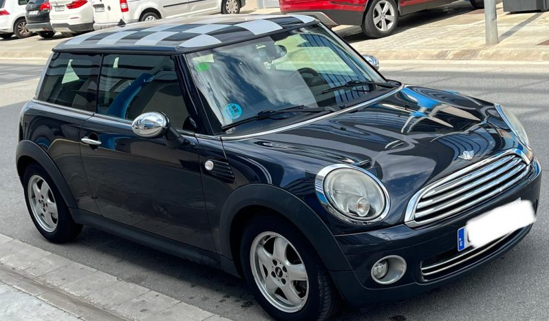 
								MINI MINI 2008 lleno									