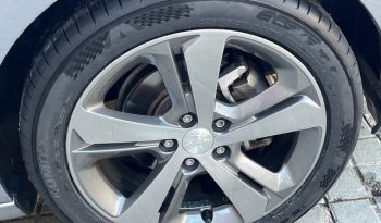 
									PEUGEOT 308 2018 lleno								