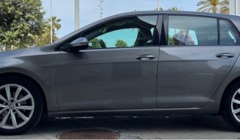 
									VOLKSWAGEN GOLF 2015 lleno								