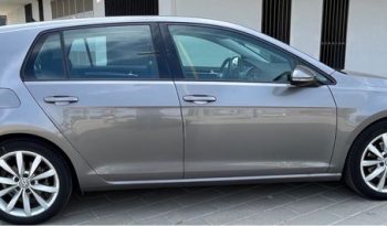 
									VOLKSWAGEN GOLF 2015 lleno								