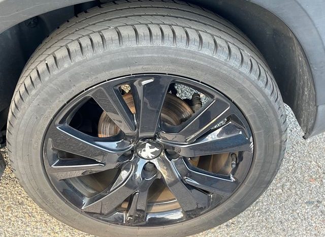 
								PEUGEOT 2008 2018 lleno									