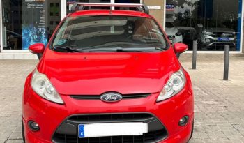 
									FORD FIESTA 2012 lleno								