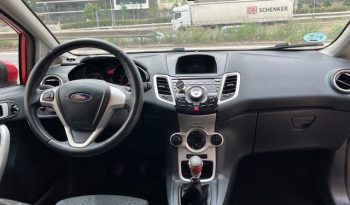 
									FORD FIESTA 2012 lleno								