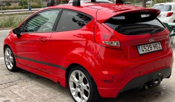 
									FORD FIESTA 2012 lleno								