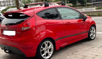
									FORD FIESTA 2012 lleno								