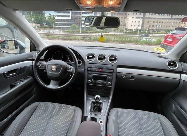 
								SEAT EXEO 2011 lleno									