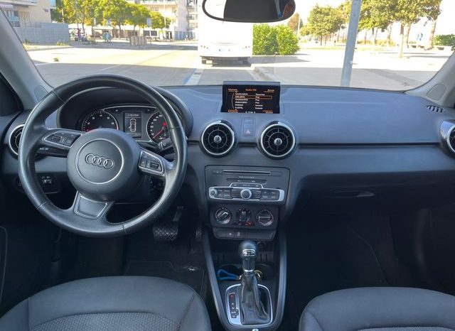 
								AUDI A1 2017 lleno									