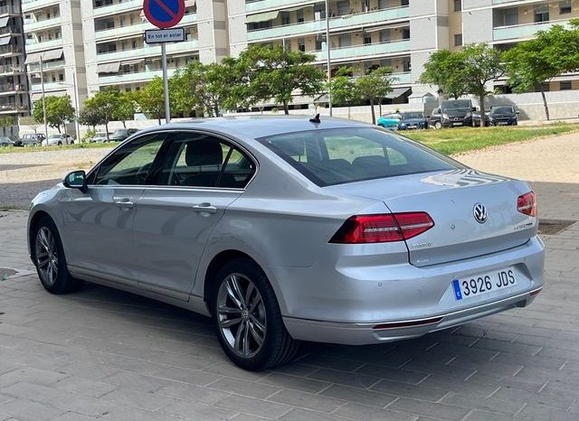 
								VOLKSWAGEN PASSAT 2015 lleno									