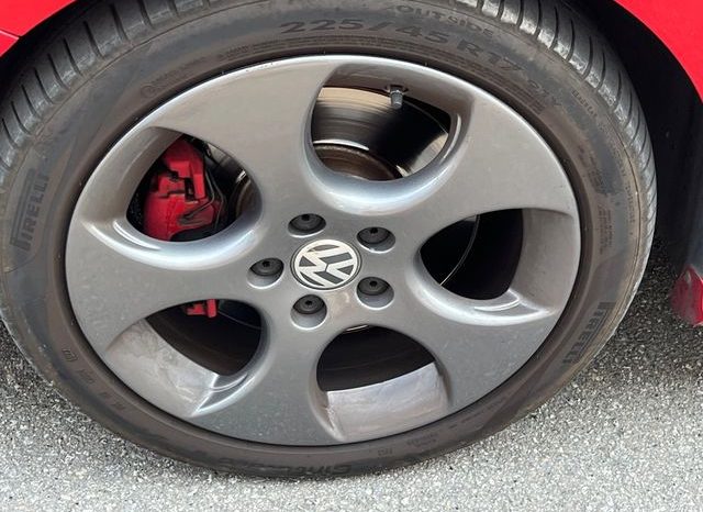 
								VOLKSWAGEN GOLF GTI 2006 lleno									