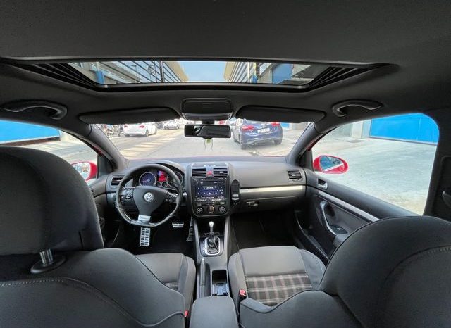 
								VOLKSWAGEN GOLF GTI 2006 lleno									