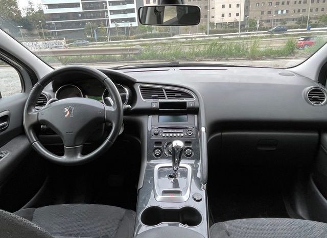 
								PEUGEOT 3008 2010 lleno									