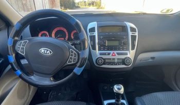 
									Kia Ceed 2008 lleno								