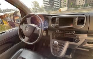 
									Opel Vivaro 2022 lleno								