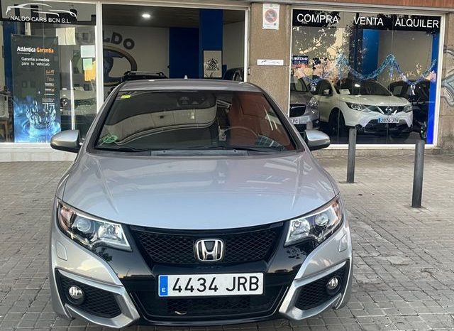 
								Honda Civic 2016 lleno									