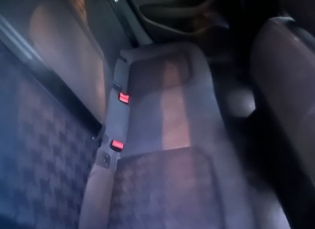 
								Audi A3 2015 lleno									