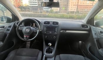 
									Volkswagen Golf 2012 lleno								