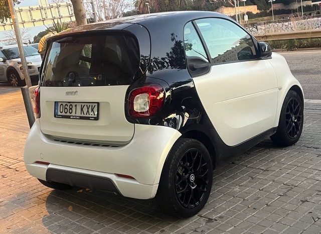 
								Smart fortwo 2019 lleno									